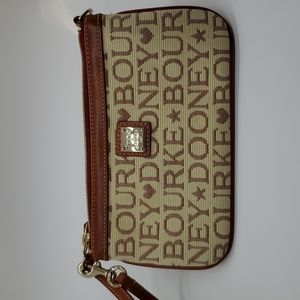 Dooney & Bourke wristlet